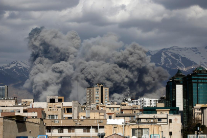 Tesnim: Sınır karakollarına düzenlenen ABD-İsrail saldırılarında 41 asker öldü