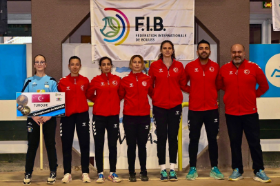 Belediyesporlu Mine Türker'den Dünya Kupası'nda iki madalya