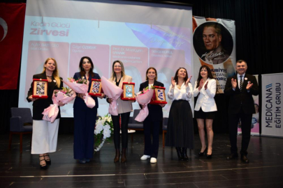 Bursa'da "Kadın Gücü Zirvesi", ilham veren hikâyeler paylaşıldı