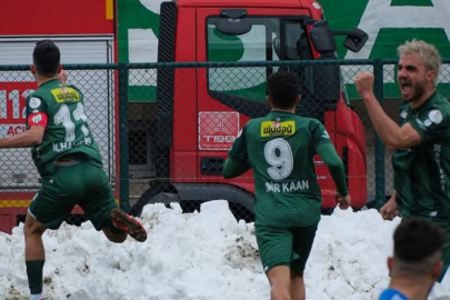 Bursaspor'dan deplasmanda altın değerinde galibiyet!