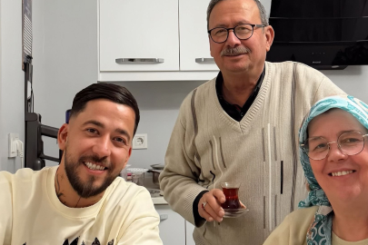 Mahmut Orhan ailesiyle sahur etti