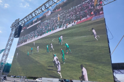 Bursaspor maçı dev ekranda!