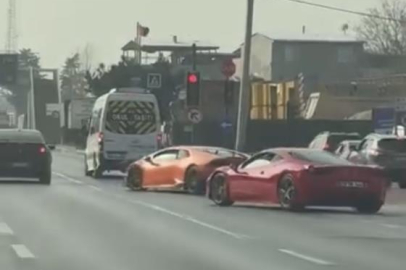 Bursa'da iki lüks otomobil trafik kurallarını hiçe saydı