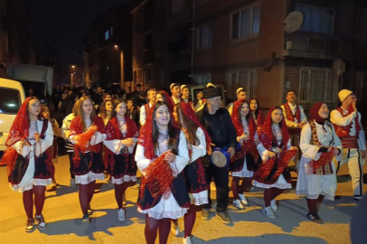 Rumeli geleneği Bursa'da sahura renk kattı