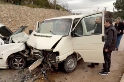 Bursa'da feci kaza: 7 yaralı