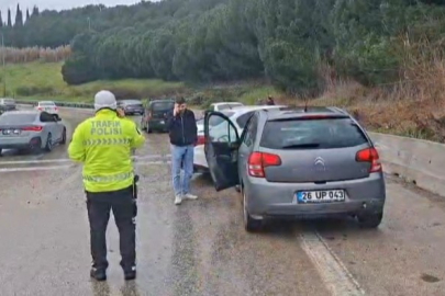 Otobanda zincirleme kaza: 4 araç birbirine girdi