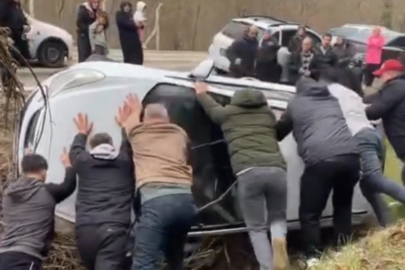 Bursa'da araç takla attı!