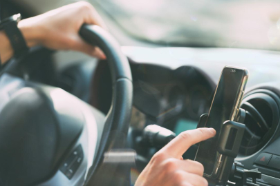 DMM'den 'telefon tutucu ve koku yasaklandı' iddialarına yalanlama