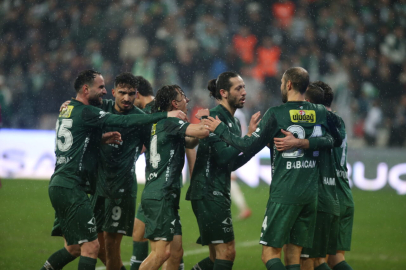 Bursaspor, Gebzespor karşısında kritik sınavda