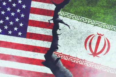 İran: ABD'nin bölgede konuşlu USS Abraham Lincoln uçak gemisi seyir füzeleriyle hedef alındı