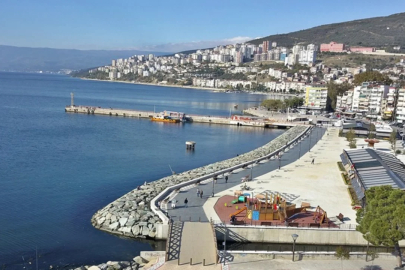 Gemlik Sahilinde yeni trafik düzeni: Bazı yollar araçlara kapanıyor