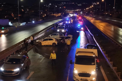 Zincirleme kaza: 8 araç birbirine girdi