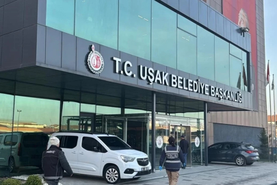 Uşak Belediyesi'ne 'rüşvet' operasyonu: Başkan Yalım dahil 13 şüpheli adliyeye sevk edildi