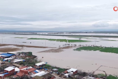 Bursa Karacabey'de tarım arazileri sular altında kaldı