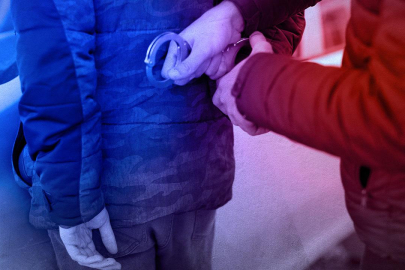 İzmir merkezli terör örgütü DEAŞ operasyonu: 9 gözaltı