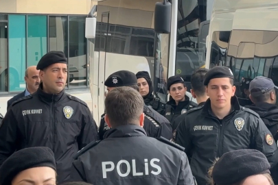 Mustafa Bozbey ve eşi Seden Bozbey’in sev sırasındaki görüntüleri...