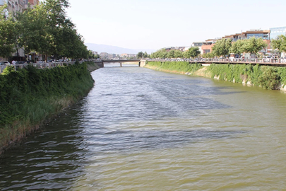 Asi Nehri'nde erkek cesedi bulundu