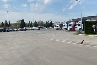 Lastik fabrikasında makineye sıkışan işçi hayatını kaybetti