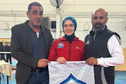 Yıldırım'ın milli gururu Rümeysa...