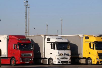 Bakan Bolat: Türk tır şoförlerinin transit vize konusu çözüldü