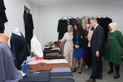 OSMEK'te üreten kadınlar emeklerini sergiledi