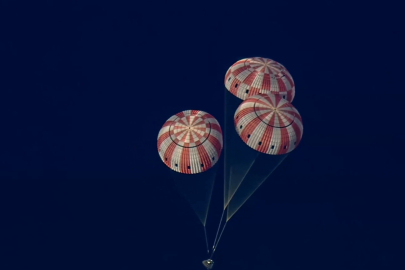 Tarihi görev sona erdi... 4 astronot Dünya'ya indi