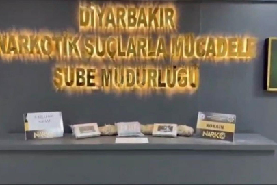 Araçta gizli bölmelerden uyuşturucu çıktı