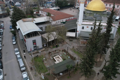 Bursa'da İhsaniye Eski Köy Meydanı modern bir görünüme kavuşuyor