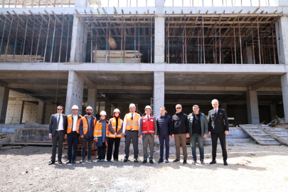 Osmangazi’de kreş ve sağlık merkezi projesi hızla yükseliyor