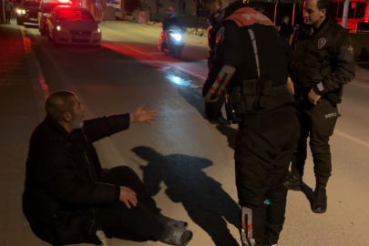 Husumetli komşular arasında mahkeme kararı sonrası kavga: 2 yaralı