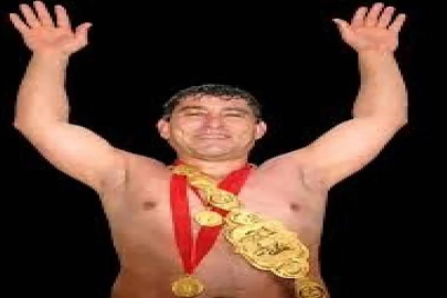 Kırkpınar eski Başpehlivanı İbrahim Gümüş hayatını kaybetti