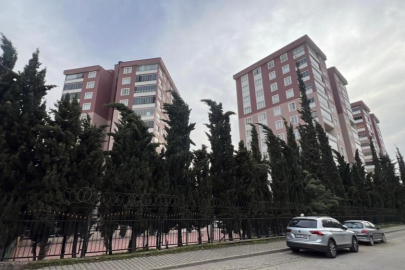 Saldırıyı gerçekleştiren öğrencinin ailesinin yaşadığı sitede sessizlik hakim