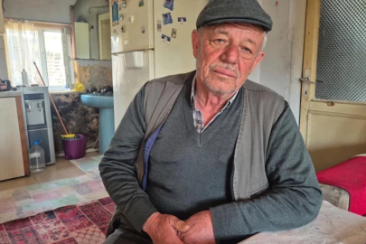 Yaşlı adama şok! Kahvede içeceğine ilaç atıp, evini soydular!