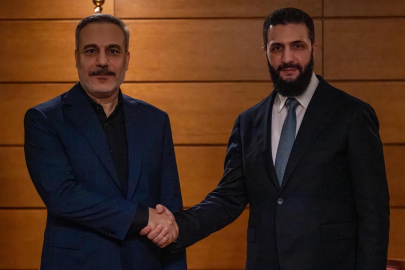 Bakan Fidan, Suriye Cumhurbaşkanı Şara ile bir araya geldi