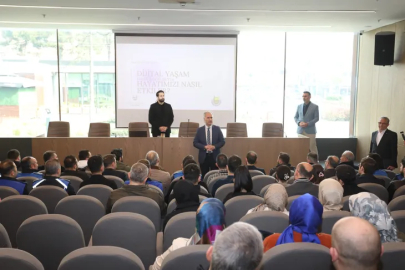 Bursa İnegöl Belediyesi’nden “sağlıklı dijital yaşam ve ekran kullanımı yönetimi” eğitimi