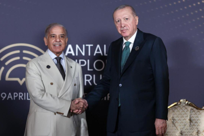 Cumhurbaşkanı Erdoğan'dan Antalya'da diplomasi trafiği