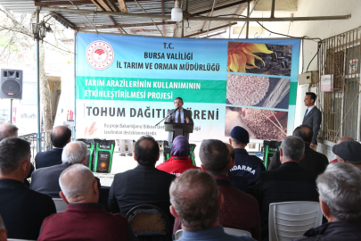 Mudanya'da yağlık ay çiçek tohumu dağıtımı yapıldı