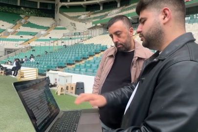 Bursaspor taraftarından şampiyonluk maçına 40 bin kartonluk koreografi