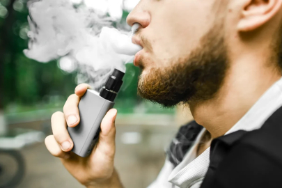 Elektronik sigara için zaman daralıyor! Uzman isim tarih verdi: Patlamış mısır gibi vakalar artacak