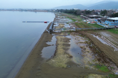 Bursa'da barajları dolduran yağışlar İznik Gölü'ne fayda etmedi