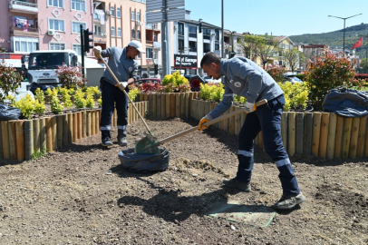 Bursa Gemlik'te yeşillendirme çalışmaları hız kazandı