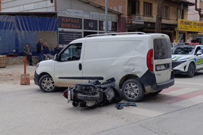 Bursa’da yola aniden çıkan araç kazaya yol açtı: 1 yaralı