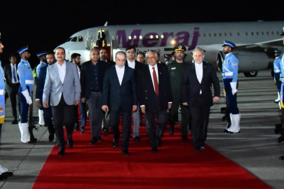 Arakçi, Pakistan Genelkurmay Başkanı Munir ile İslamabad’da görüştü