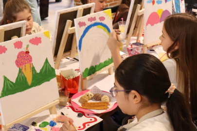 Coşkunöz Holding’de geleneksel resim şenliği coşkusu