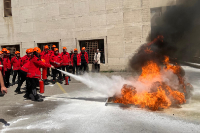 Bursa Adliyesinde yangın tatbikatı yapıldı