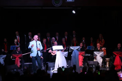 Bursa İnegöl Belediyesi Thm Korosundan kulakların pasını silen konser