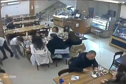 Nefes borusuna yemek kaçan küçük kızı restoran çalışanı kurtardı
