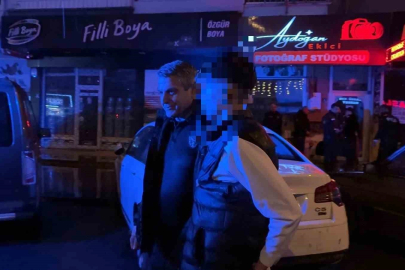Sokak ortasında tüfekle dolaşan çocuk, kovalamaca sonucu yakalandı
