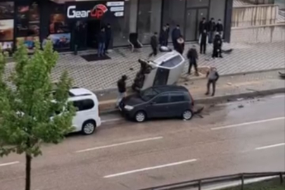 Bursa'da kontrolden çıkan otomobil takla attı