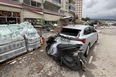 Gaziantep'te fırtınanın verdiği hasar görüntülendi